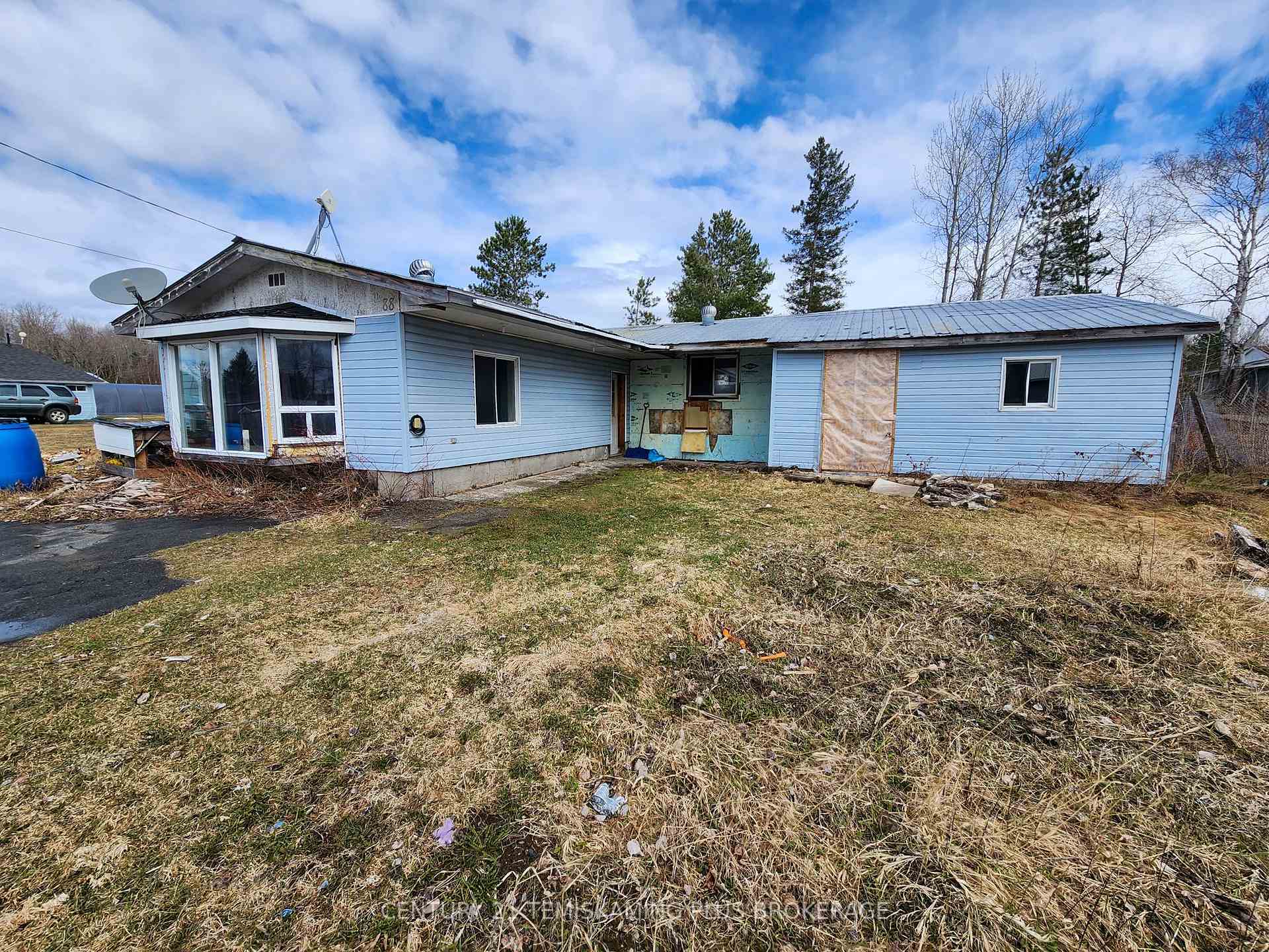 Photo 2 of 88 Empire Street, Timiskaming, TIM - Outside - Rural — HOMEH