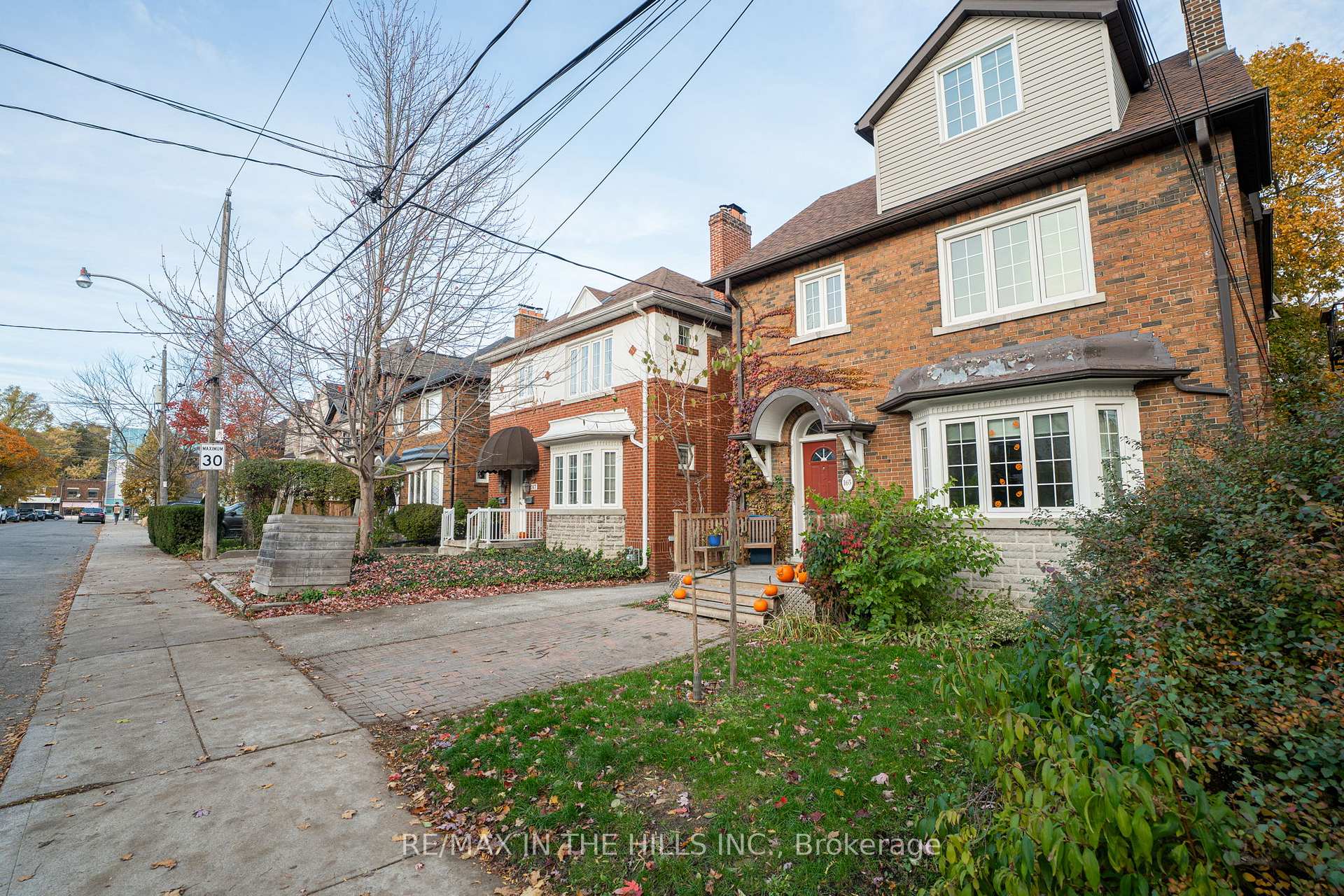 Photo 2 of Unit Upper Level, 165 Highbourne Road, Toronto, Yonge-Eglinton — HOMEH