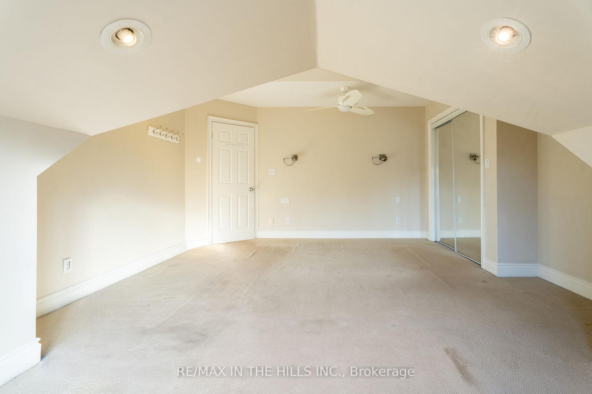 Photo 17 of Unit Upper Level, 165 Highbourne Road, Toronto, Yonge-Eglinton — HOMEH
