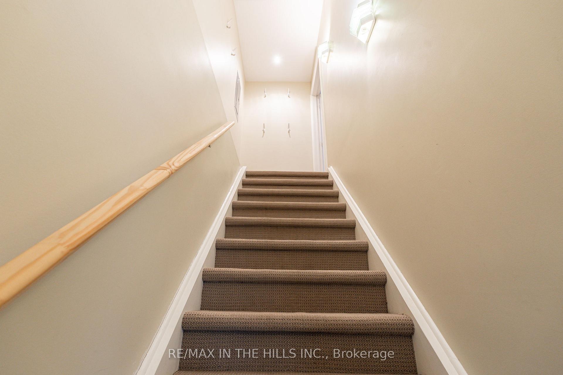 Photo 26 of Unit Upper Level, 165 Highbourne Road, Toronto, Yonge-Eglinton — HOMEH
