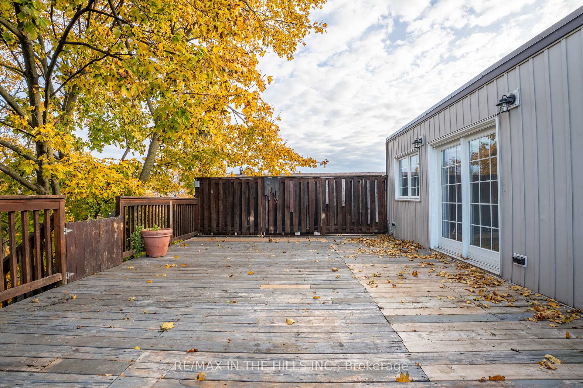 Photo 27 of Unit Upper Level, 165 Highbourne Road, Toronto, Yonge-Eglinton — HOMEH