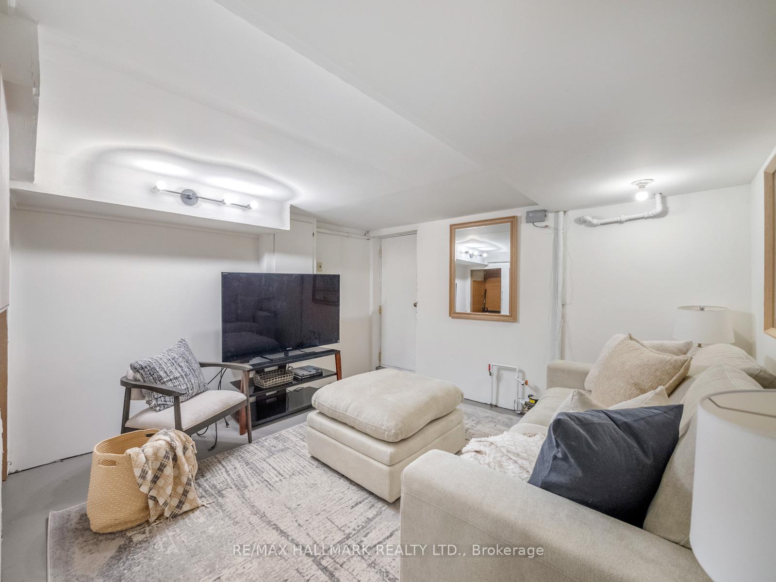 Photo 20 of 193 Wheeler Avenue, Toronto, The Beaches — HOMEH