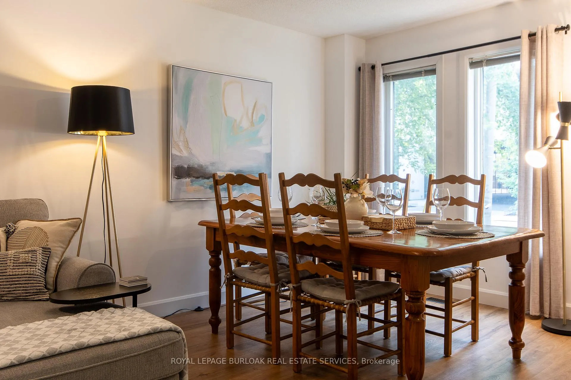 Photo 11 of 7 Trent Avenue, Toronto, East End-Danforth — HOMEH