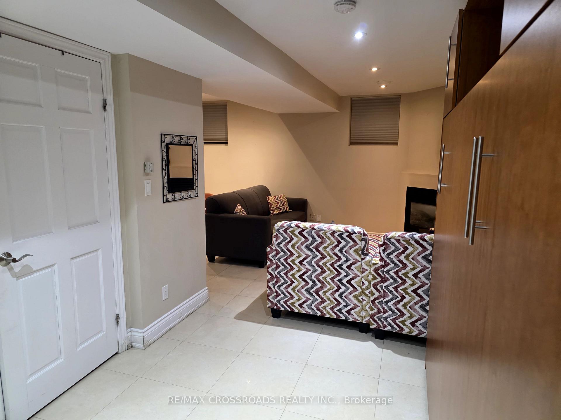 Photo 11 of Unit Lower, 428 Roehampton Avenue, Toronto, Mount Pleasant East — HOMEH