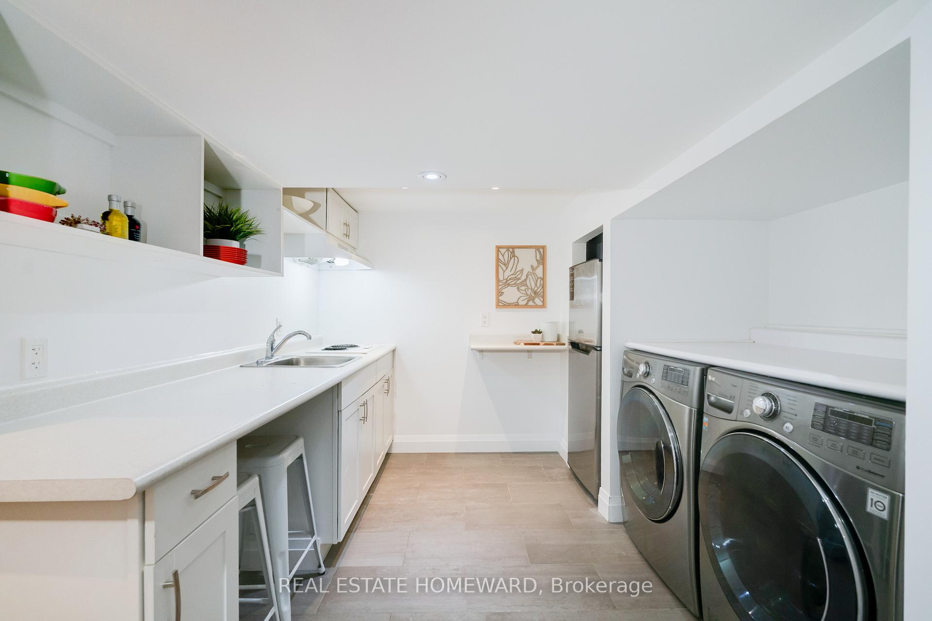 Photo 36 of 10 Norlong Boulevard, Toronto, East York — HOMEH