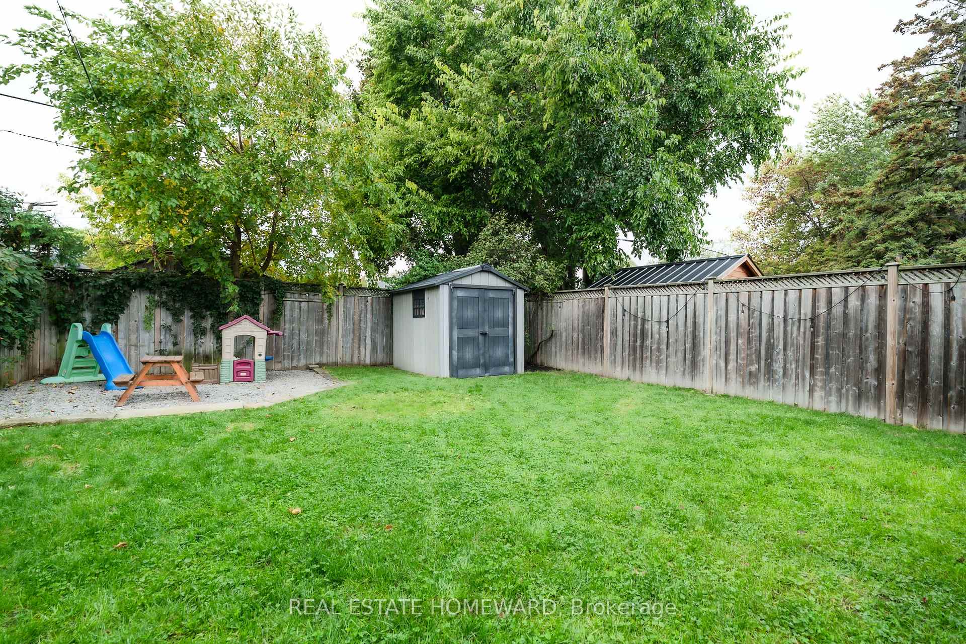 Photo 41 of 10 Norlong Boulevard, Toronto, East York — HOMEH