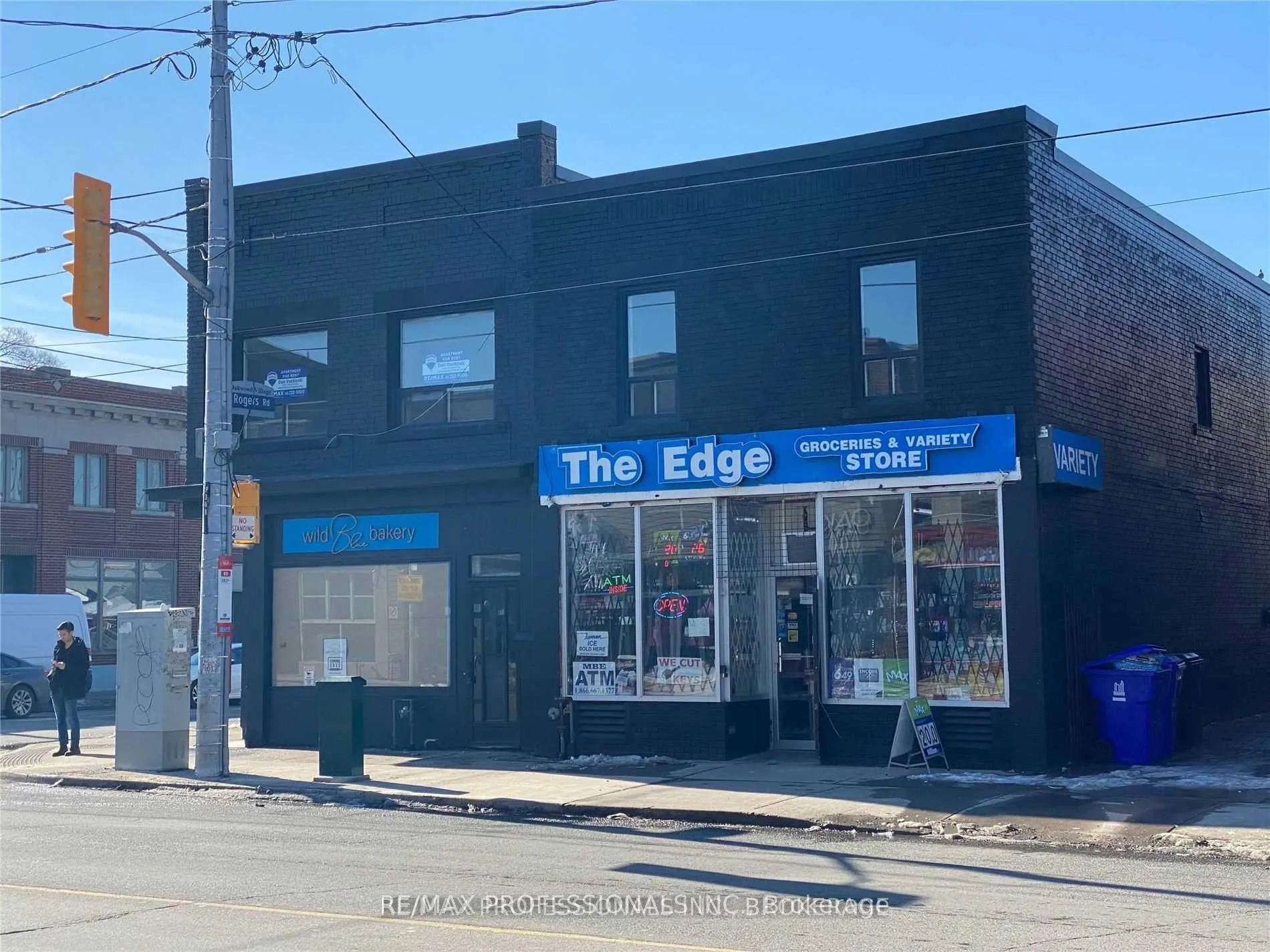 Front of Unit 2nd Flr, 366 Oakwood Avenue