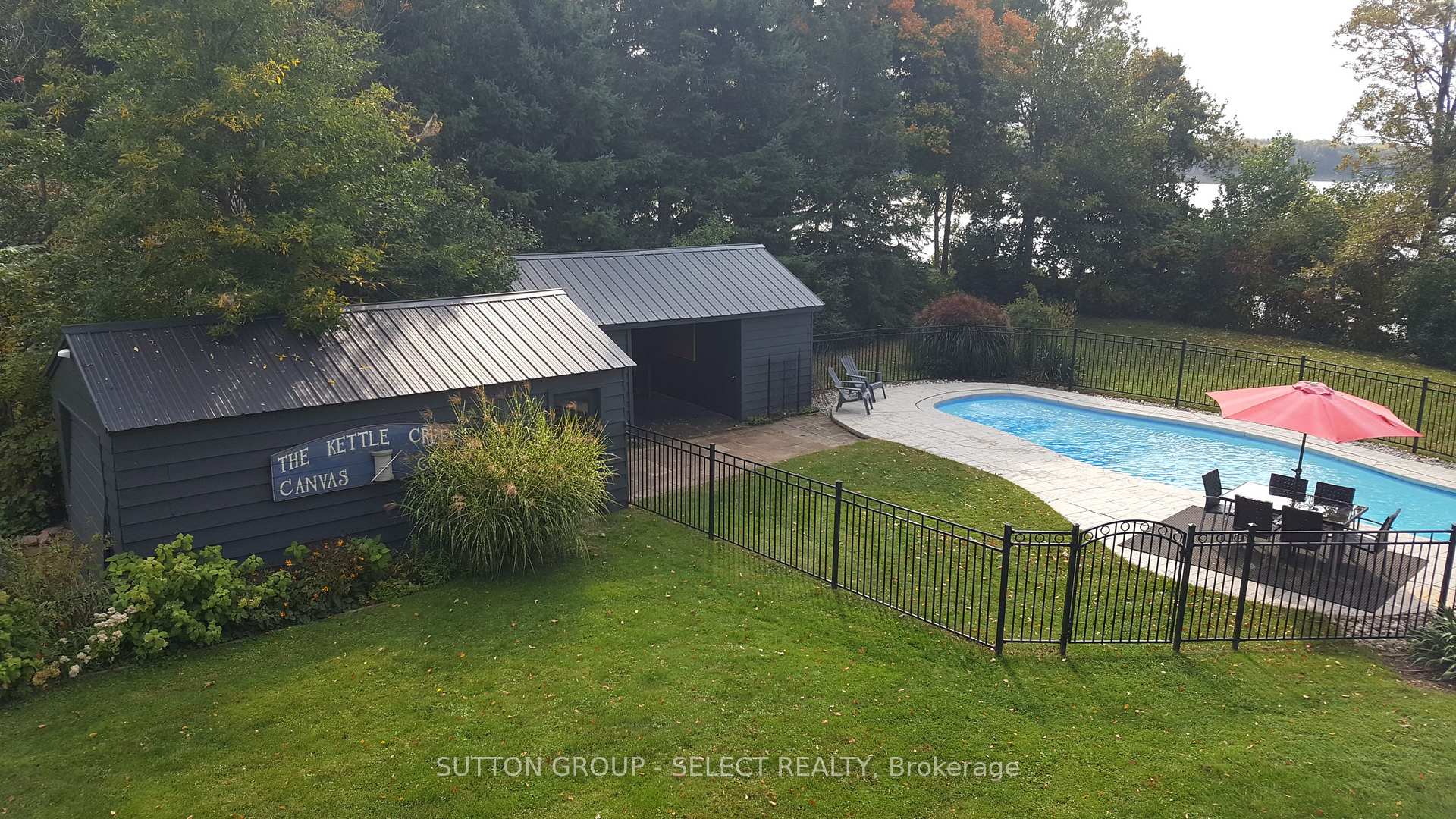 Photo 6 of 20979 Lakeside Drive, Thames Centre, Rural Thames Centre — HOMEH