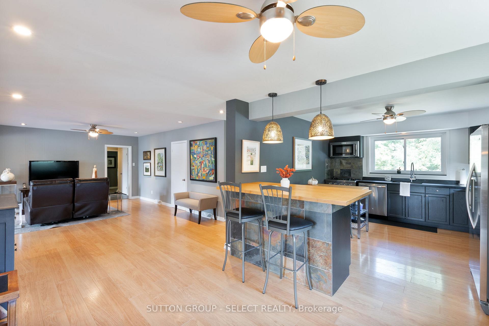 Photo 18 of 20979 Lakeside Drive, Thames Centre, Rural Thames Centre — HOMEH