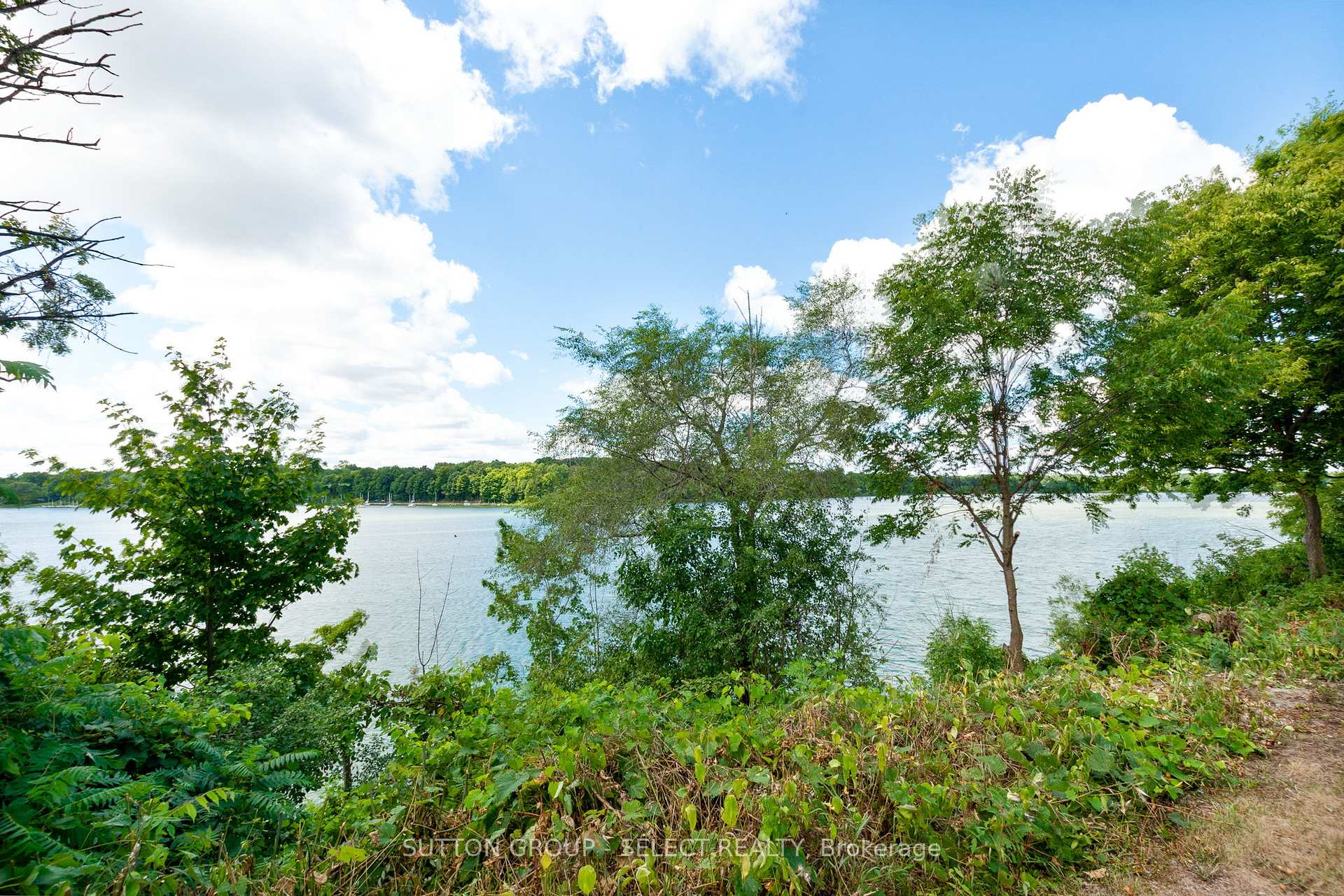 Photo 42 of 20979 Lakeside Drive, Thames Centre, Rural Thames Centre — HOMEH