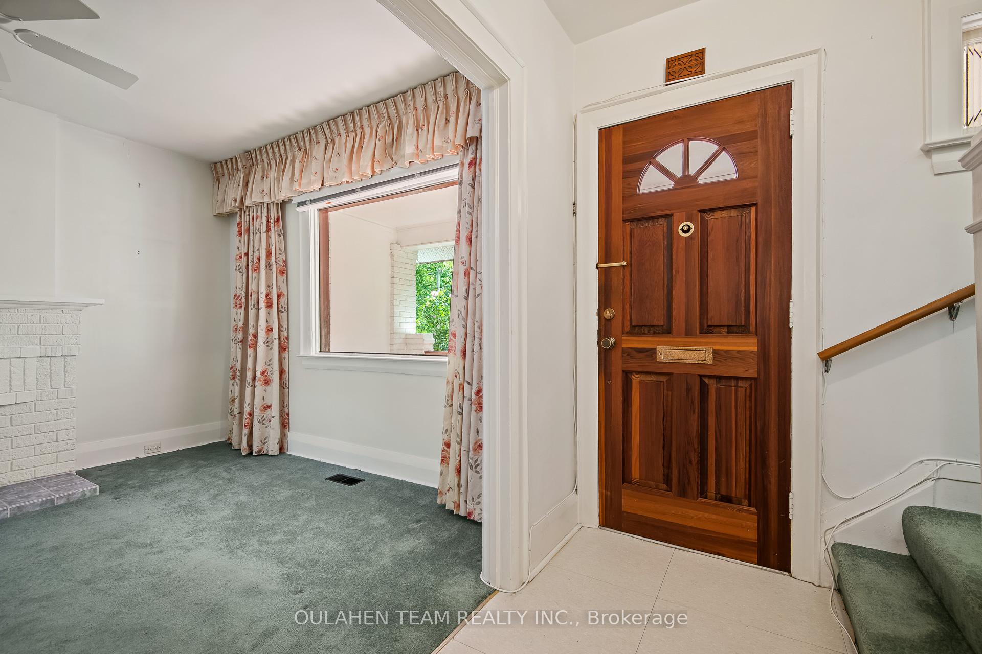 Photo 3 of 286 St Clements Avenue, Toronto, Yonge-Eglinton — HOMEH