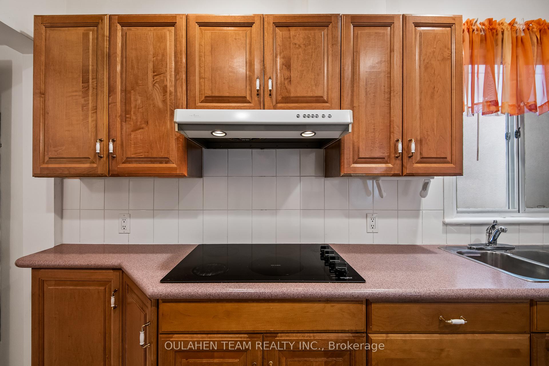 Photo 12 of 286 St Clements Avenue, Toronto, Yonge-Eglinton — HOMEH