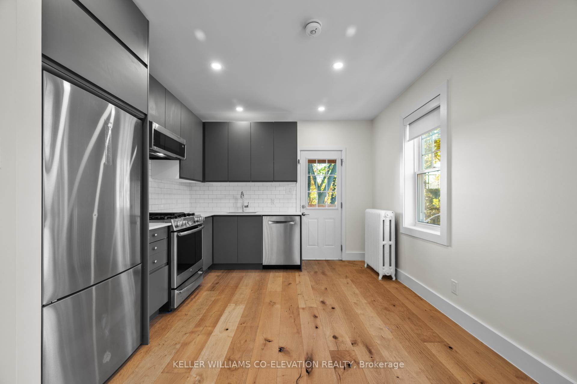 Photo 4 of Unit 4, 2461 Queen Street E, Toronto, The Beaches — HOMEH