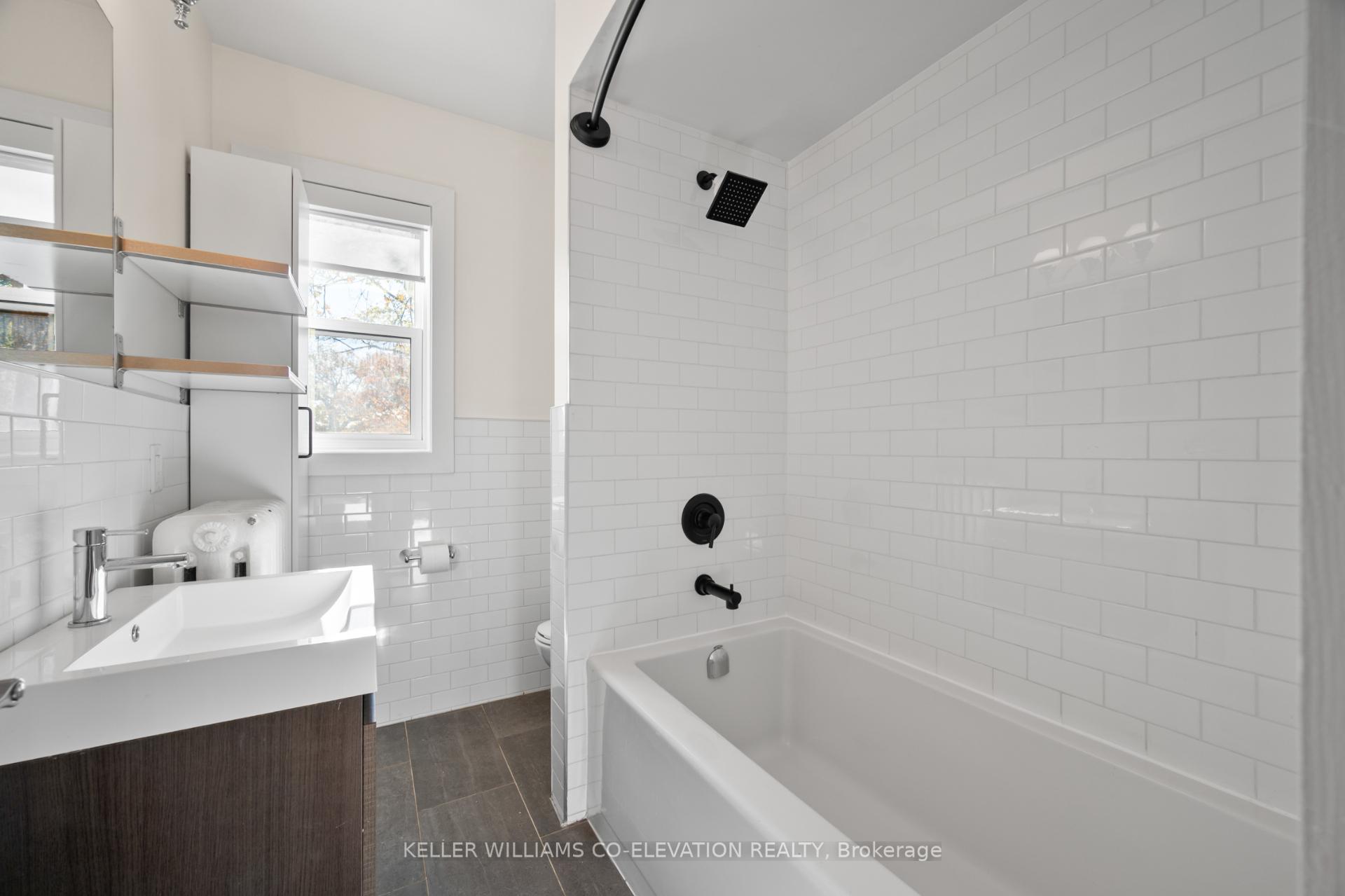 Photo 12 of Unit 4, 2461 Queen Street E, Toronto, The Beaches — HOMEH