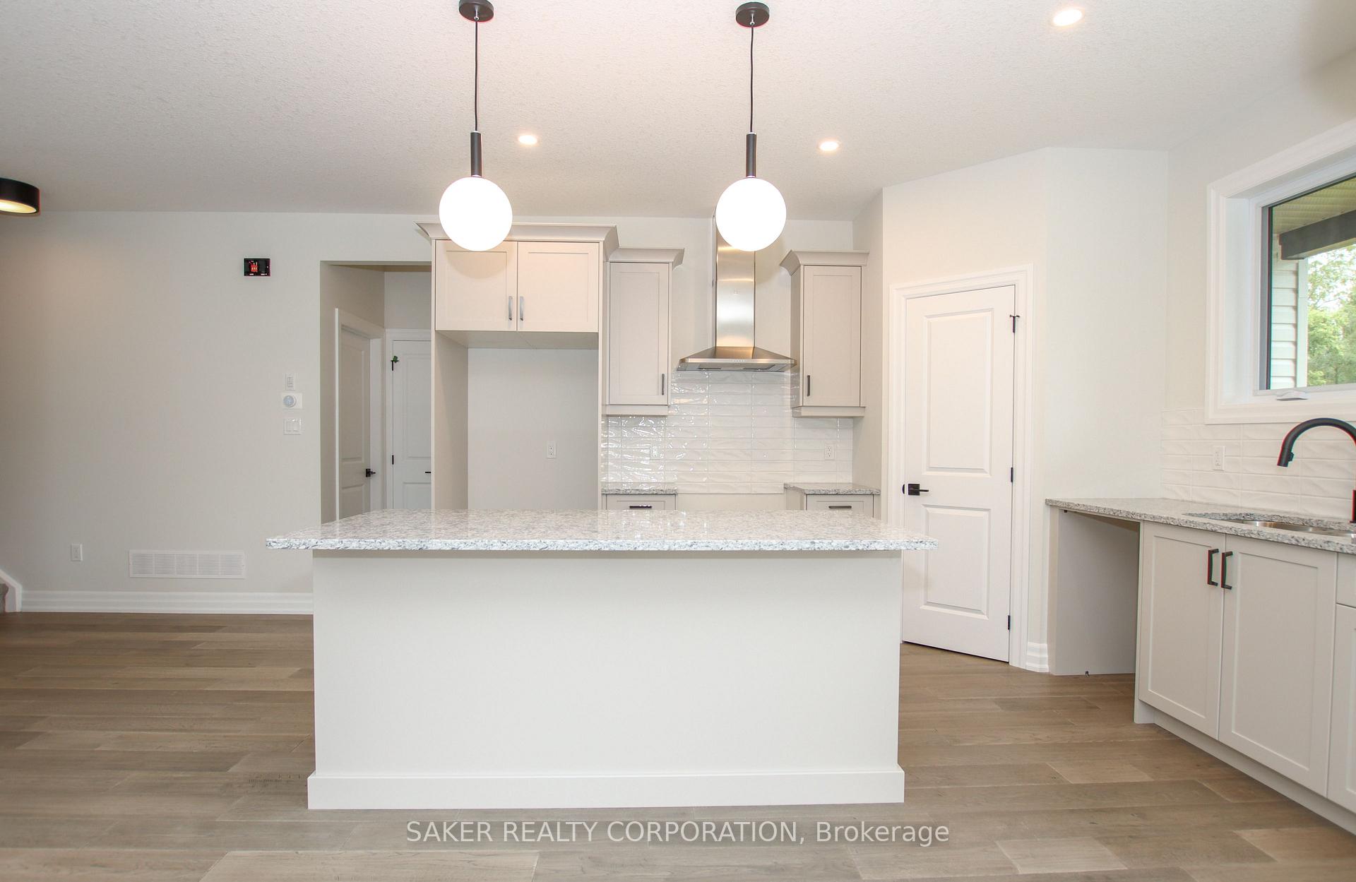 Photo 8 of 2613 Queen Street, Strathroy-Caradoc, Mount Brydges — HOMEH