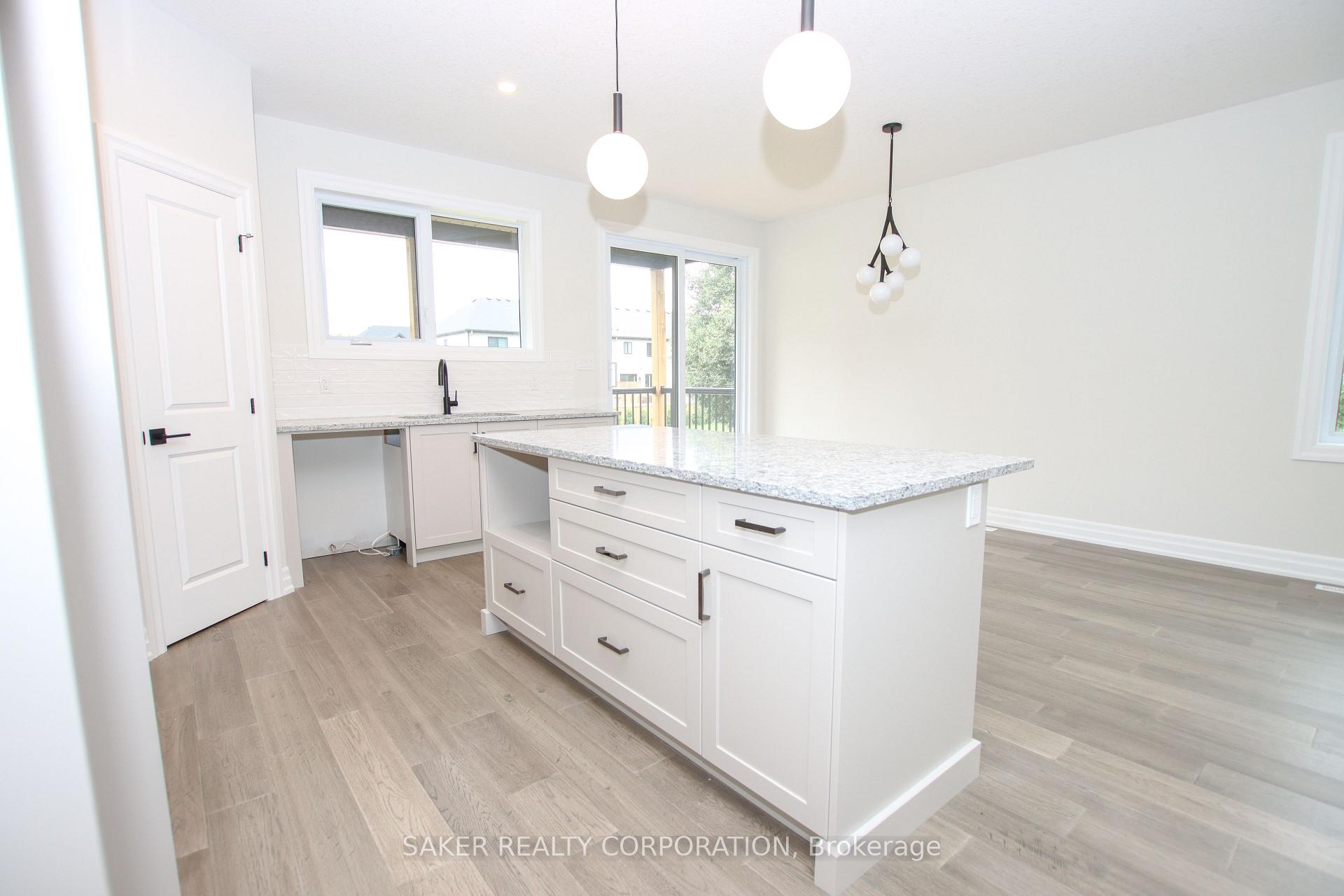 Photo 12 of 2613 Queen Street, Strathroy-Caradoc, Mount Brydges — HOMEH