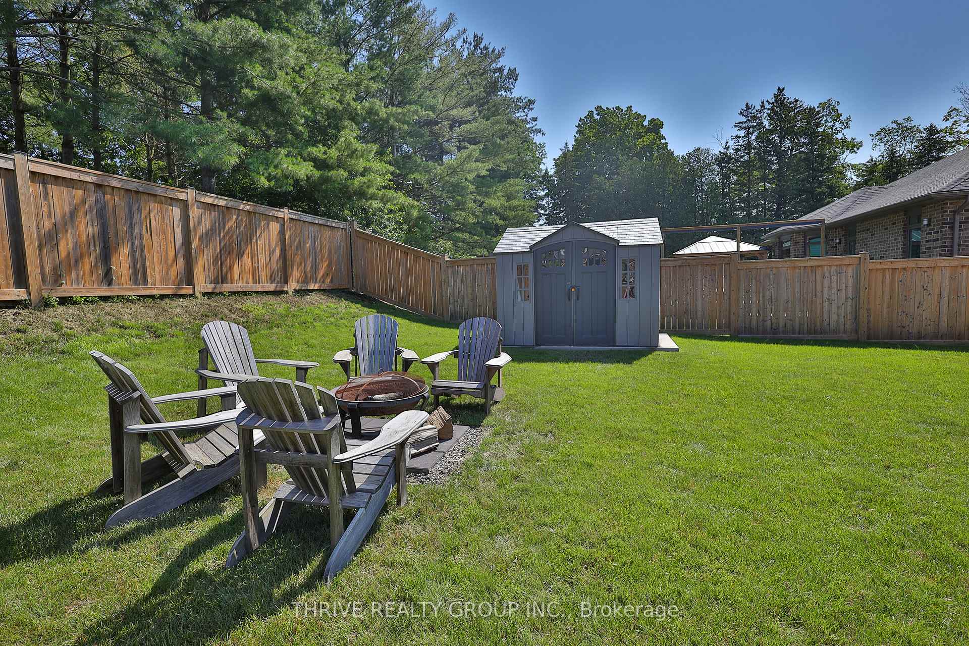 Photo 8 of 225 Norman Place, Strathroy-Caradoc, NE — HOMEH