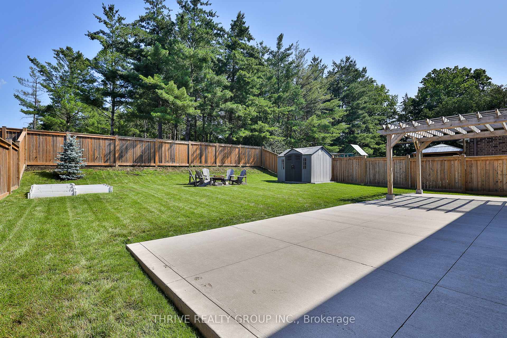 Photo 11 of 225 Norman Place, Strathroy-Caradoc, NE — HOMEH
