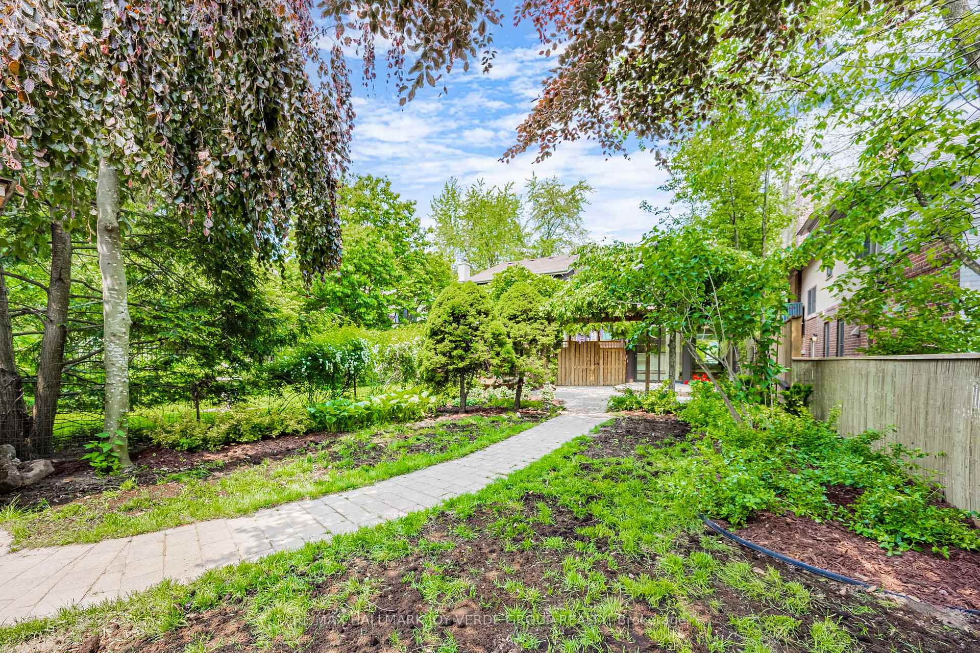 Photo 22 of 221 Stibbard Avenue, Toronto, Mount Pleasant East — HOMEH