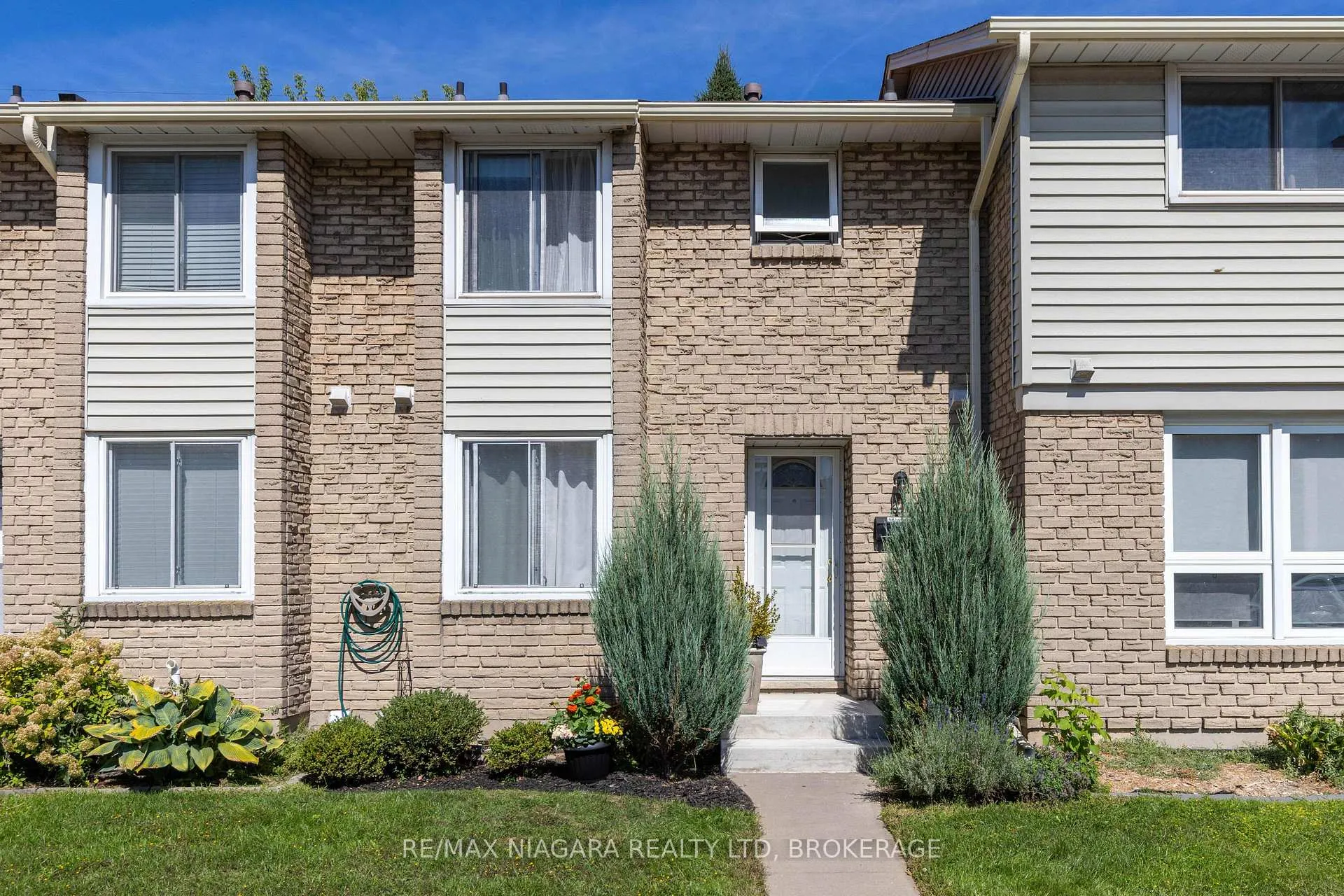 Photo 1 of Unit 43, 6767 Thorold Stone Road, Niagara Falls, Stamford — HOMEH