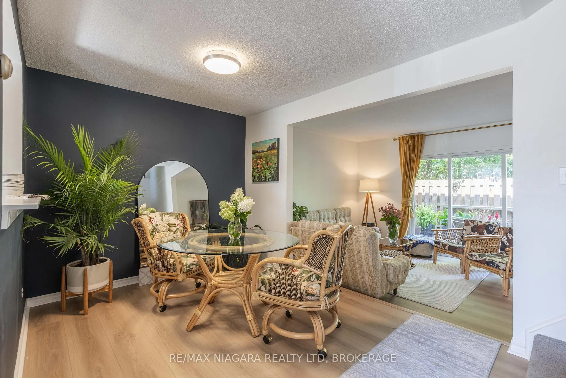 Photo 8 of Unit 43, 6767 Thorold Stone Road, Niagara Falls, Stamford — HOMEH
