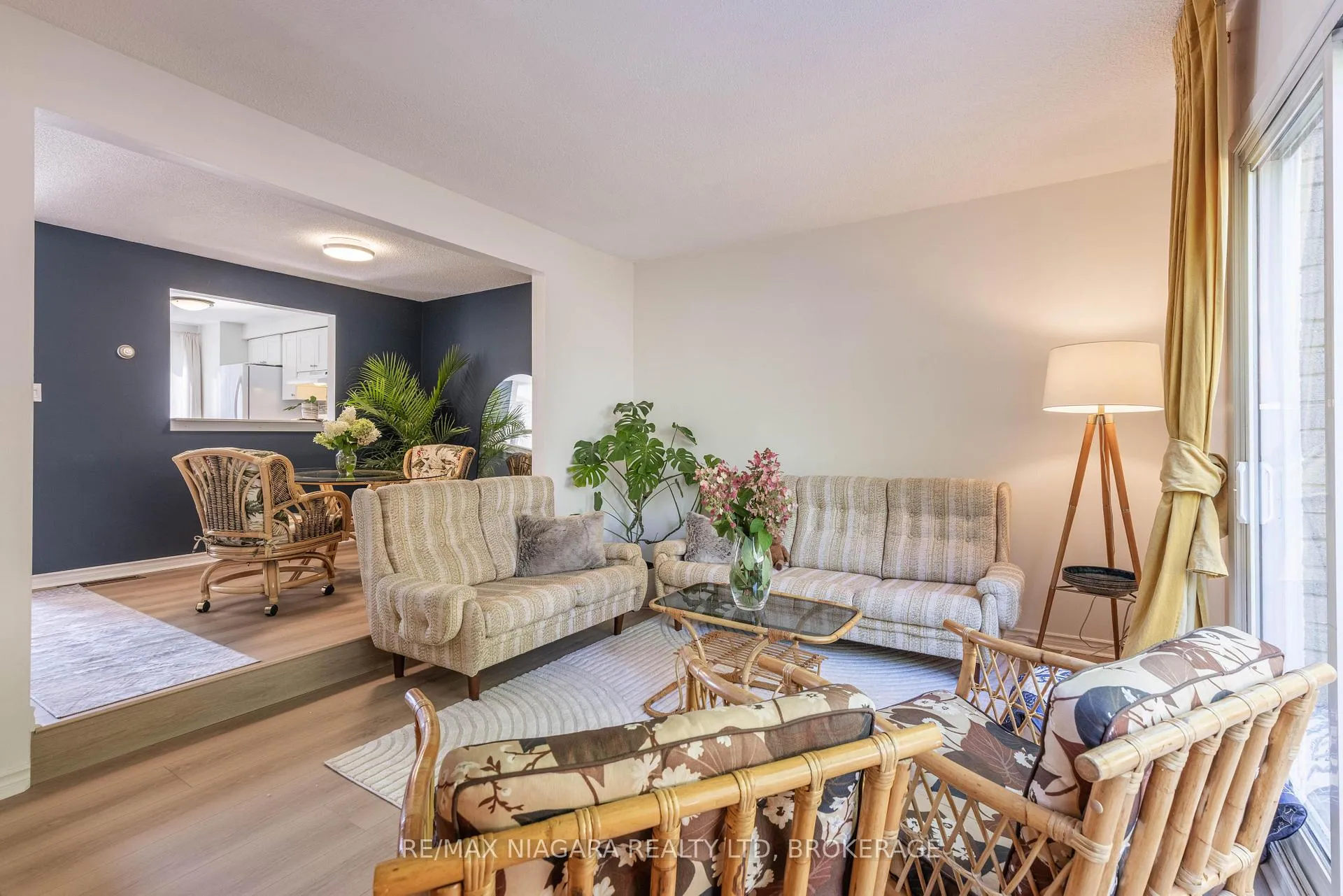 Photo 10 of Unit 43, 6767 Thorold Stone Road, Niagara Falls, Stamford — HOMEH