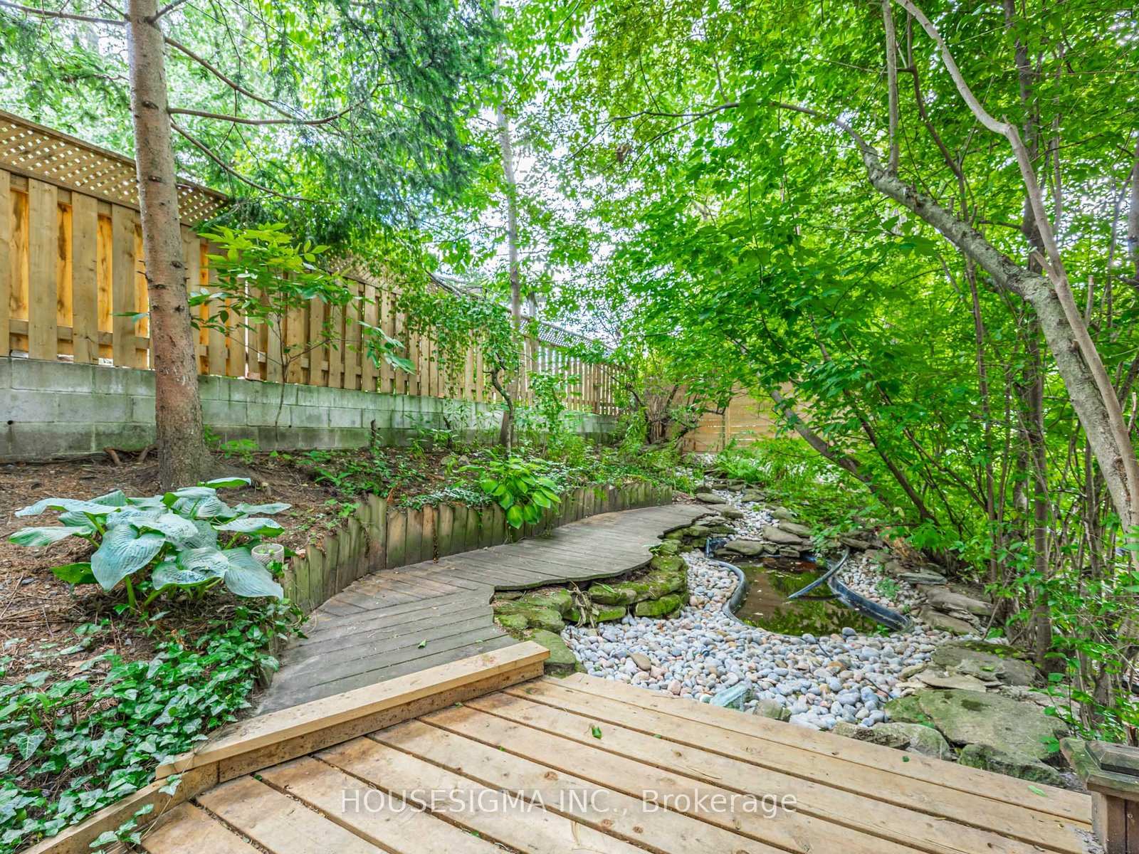 Photo 10 of 184 Bellefair Avenue, Toronto, The Beaches — HOMEH
