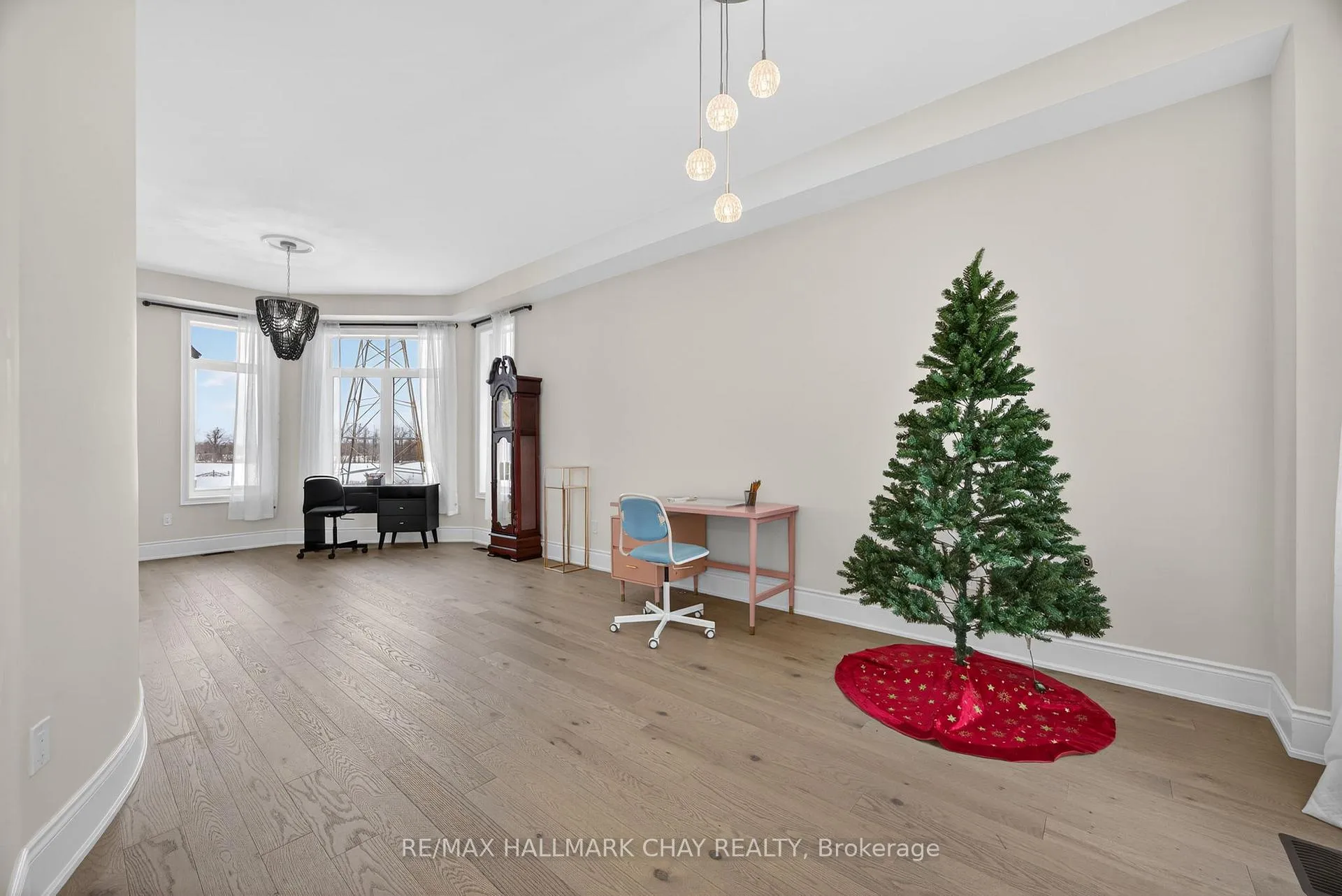 Photo 6 of 13 Sanford Circle, Springwater, Centre Vespra — HOMEH