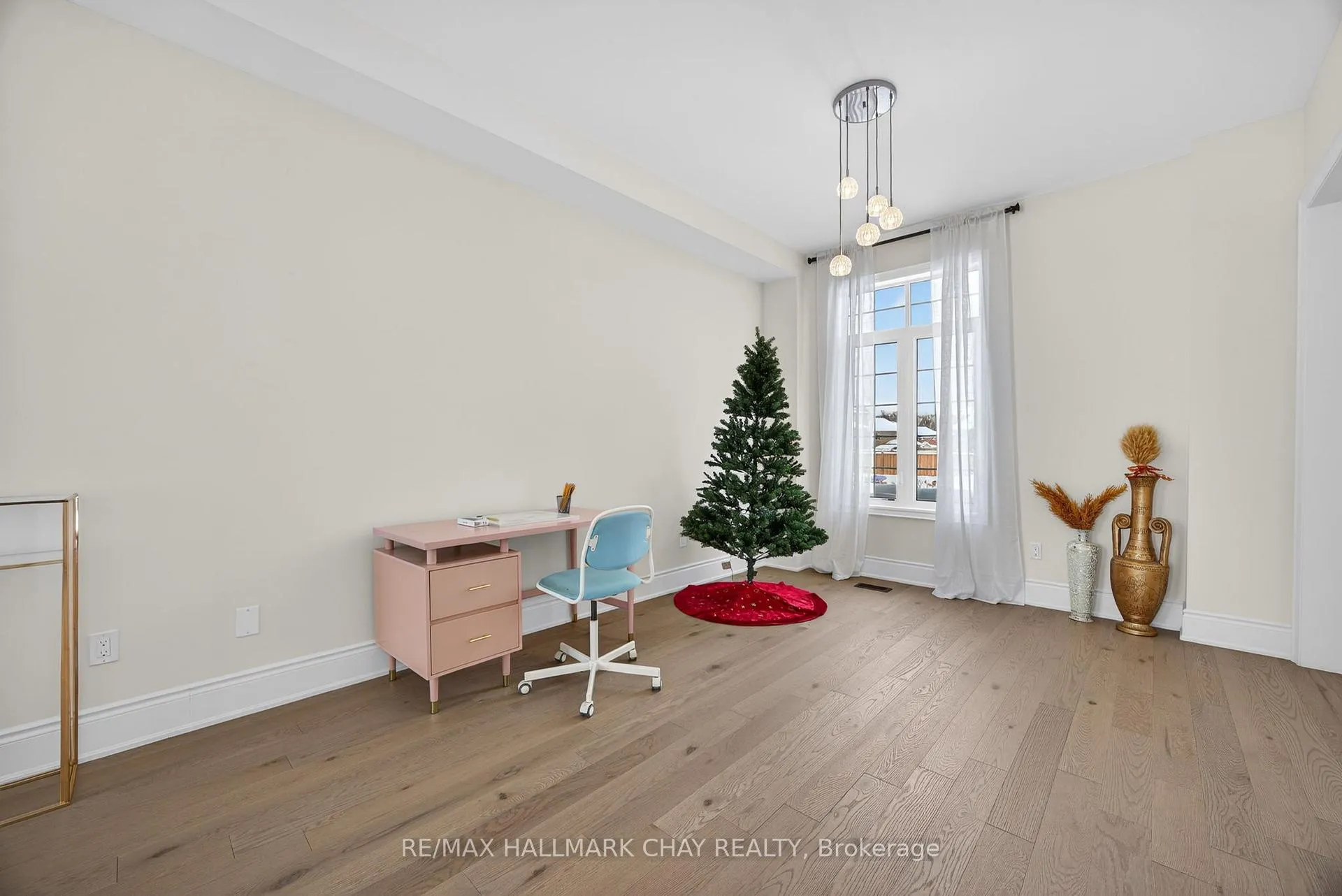Photo 7 of 13 Sanford Circle, Springwater, Centre Vespra — HOMEH
