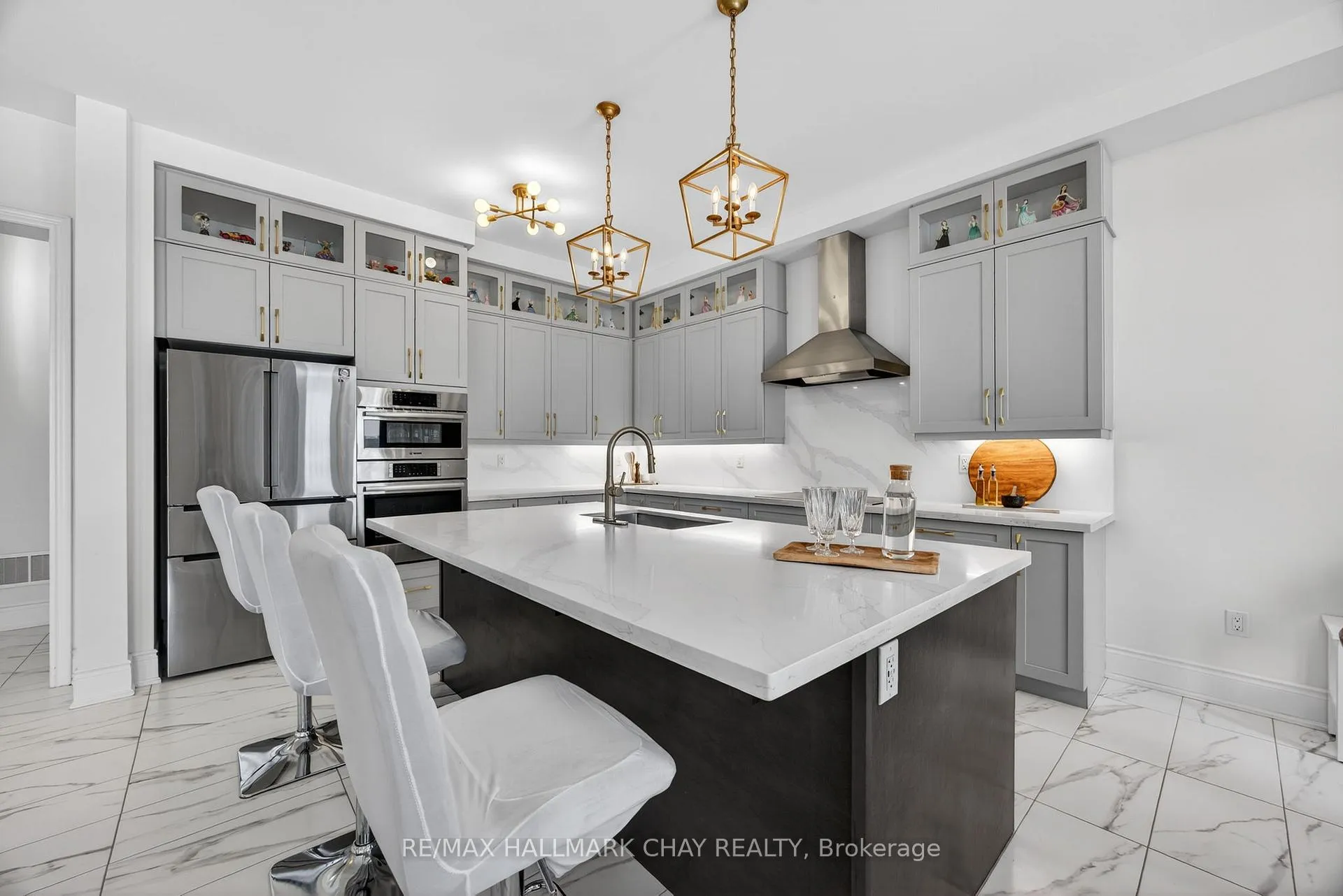 Photo 16 of 13 Sanford Circle, Springwater, Centre Vespra — HOMEH