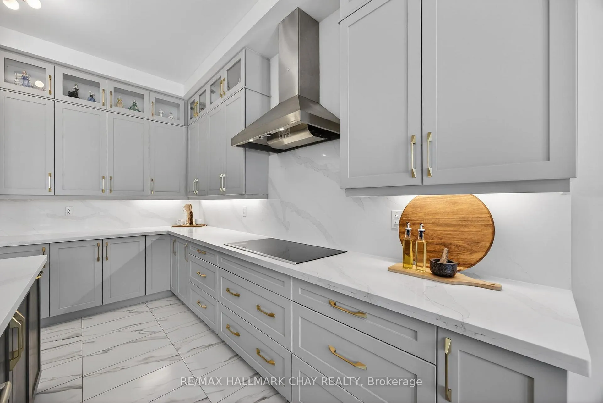 Photo 23 of 13 Sanford Circle, Springwater, Centre Vespra — HOMEH