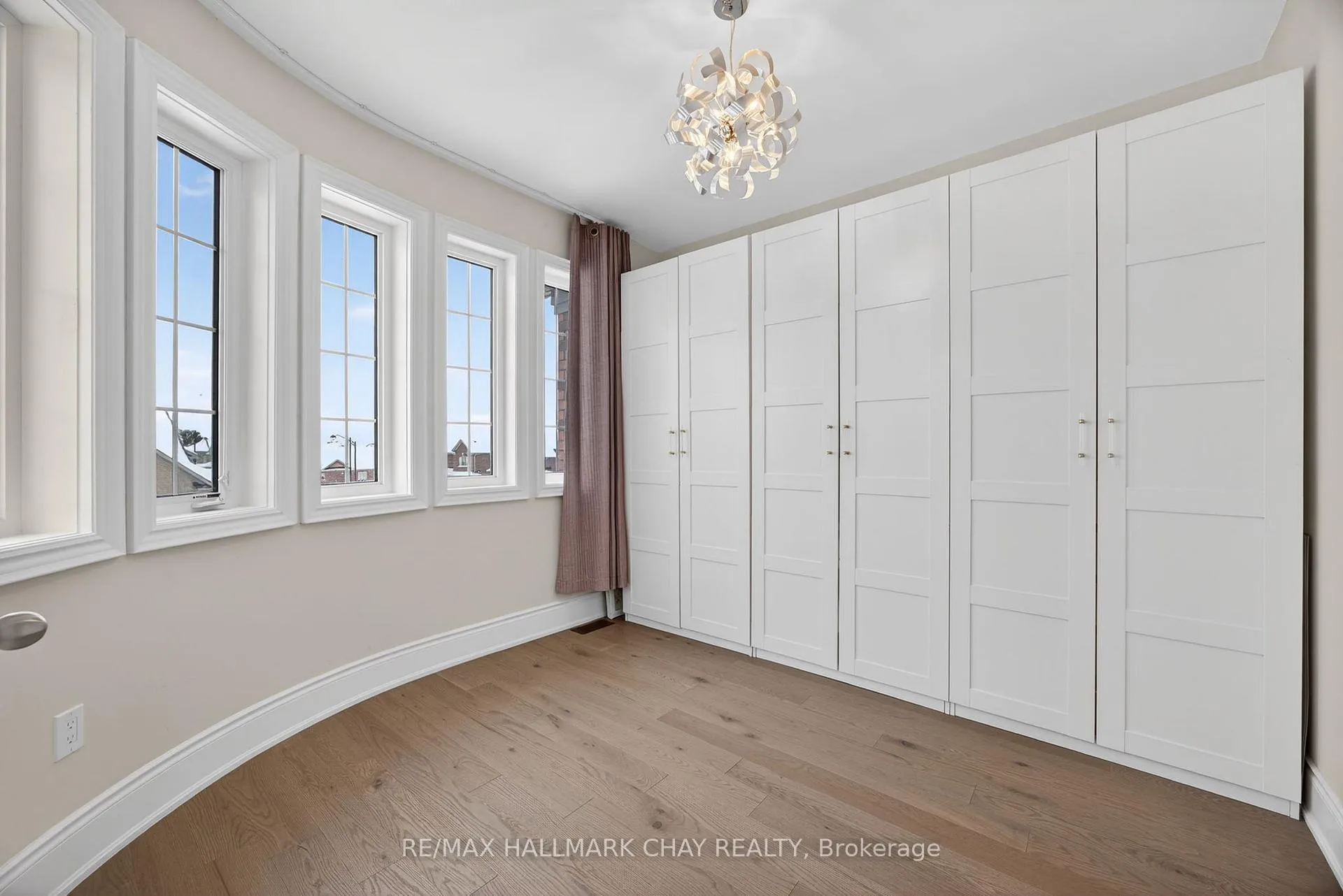 Photo 32 of 13 Sanford Circle, Springwater, Centre Vespra — HOMEH