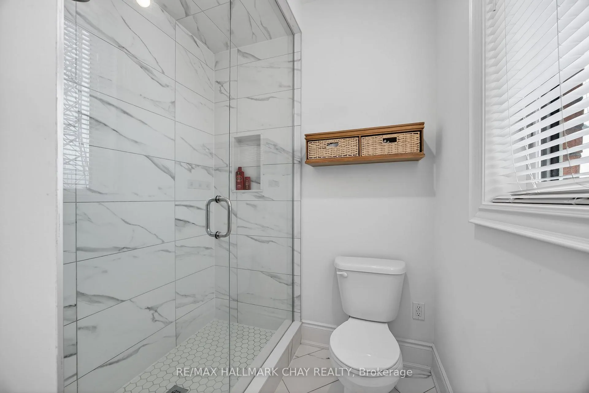 Photo 35 of 13 Sanford Circle, Springwater, Centre Vespra — HOMEH
