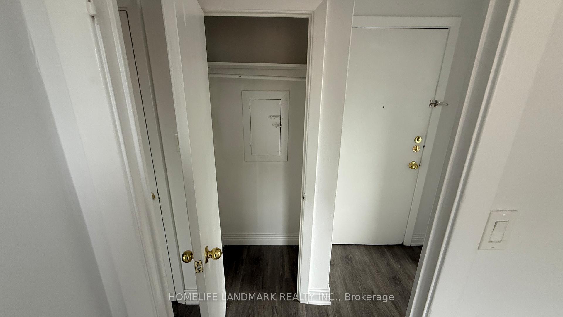 Photo 11 of Unit Unit 206, 676 Mount Pleasant Road, Toronto, Mount Pleasant West — HOMEH