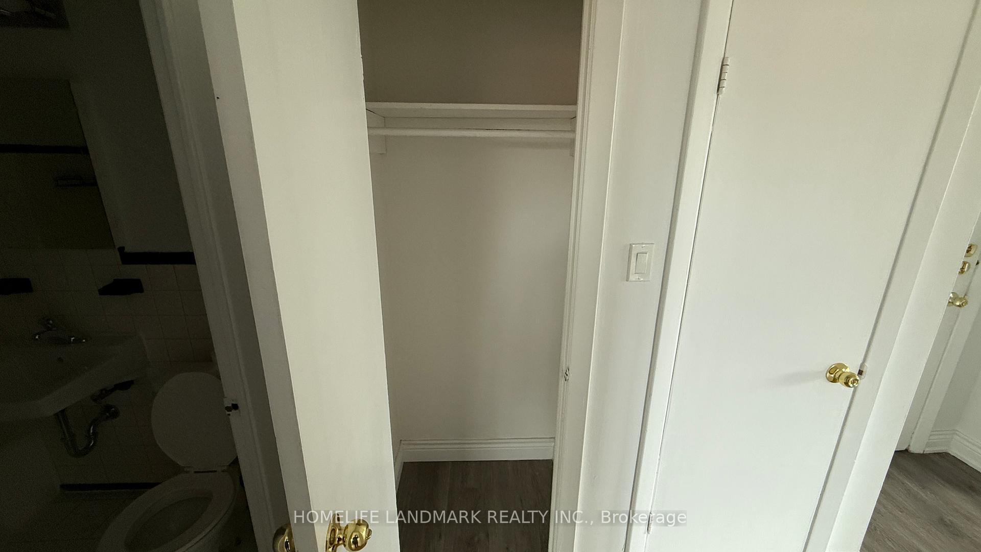 Photo 12 of Unit Unit 206, 676 Mount Pleasant Road, Toronto, Mount Pleasant West — HOMEH