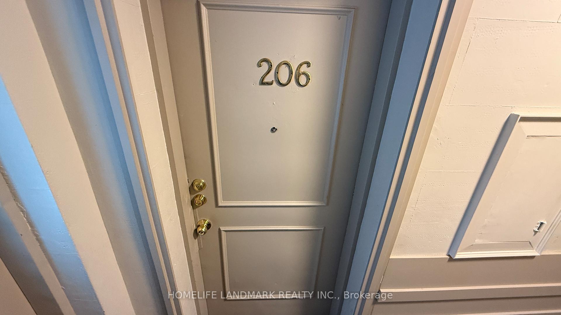 Photo 17 of Unit Unit 206, 676 Mount Pleasant Road, Toronto, Mount Pleasant West — HOMEH