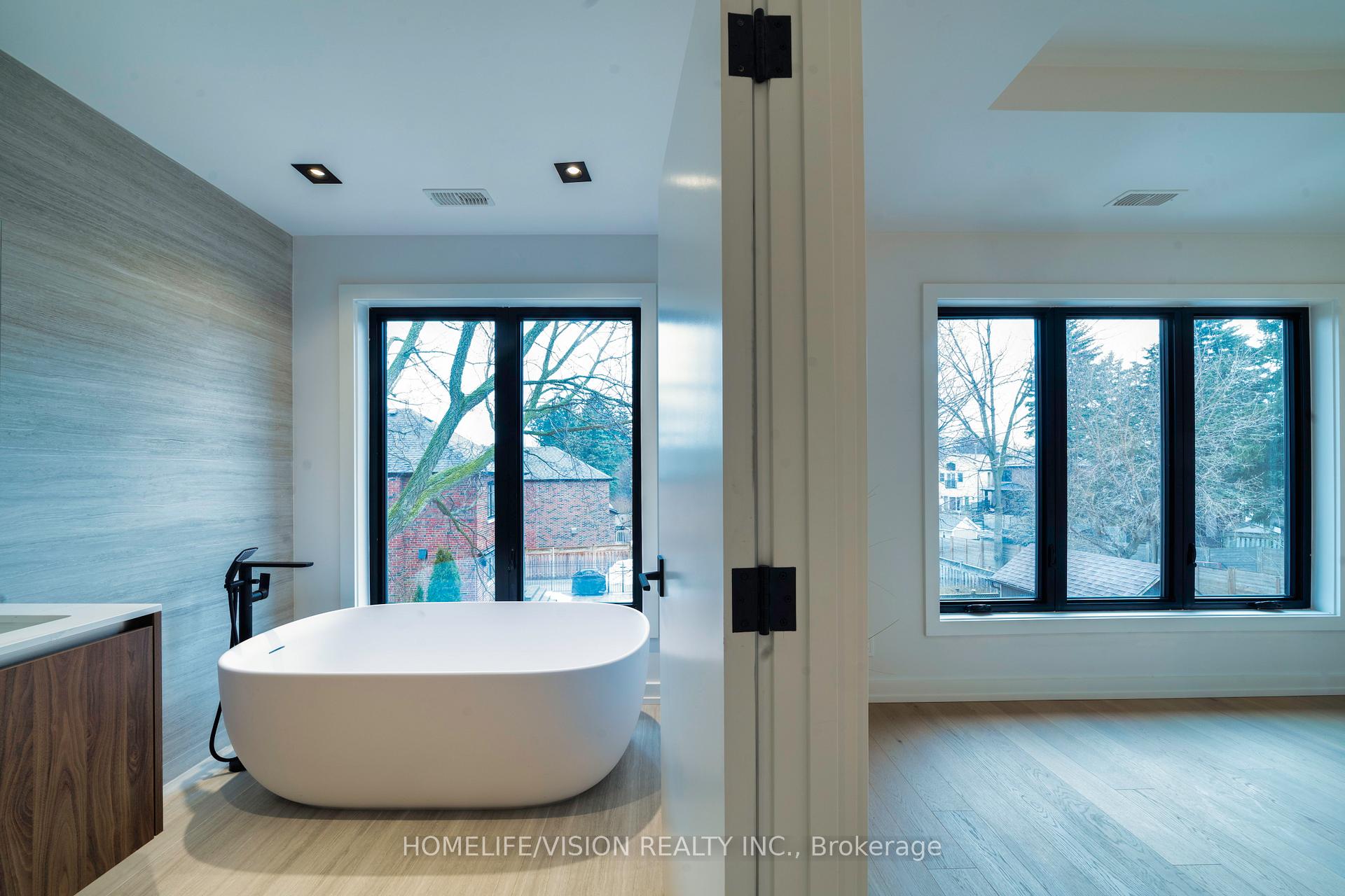 Photo 16 of 44 Doris Drive, Toronto, O'Connor-Parkview — HOMEH