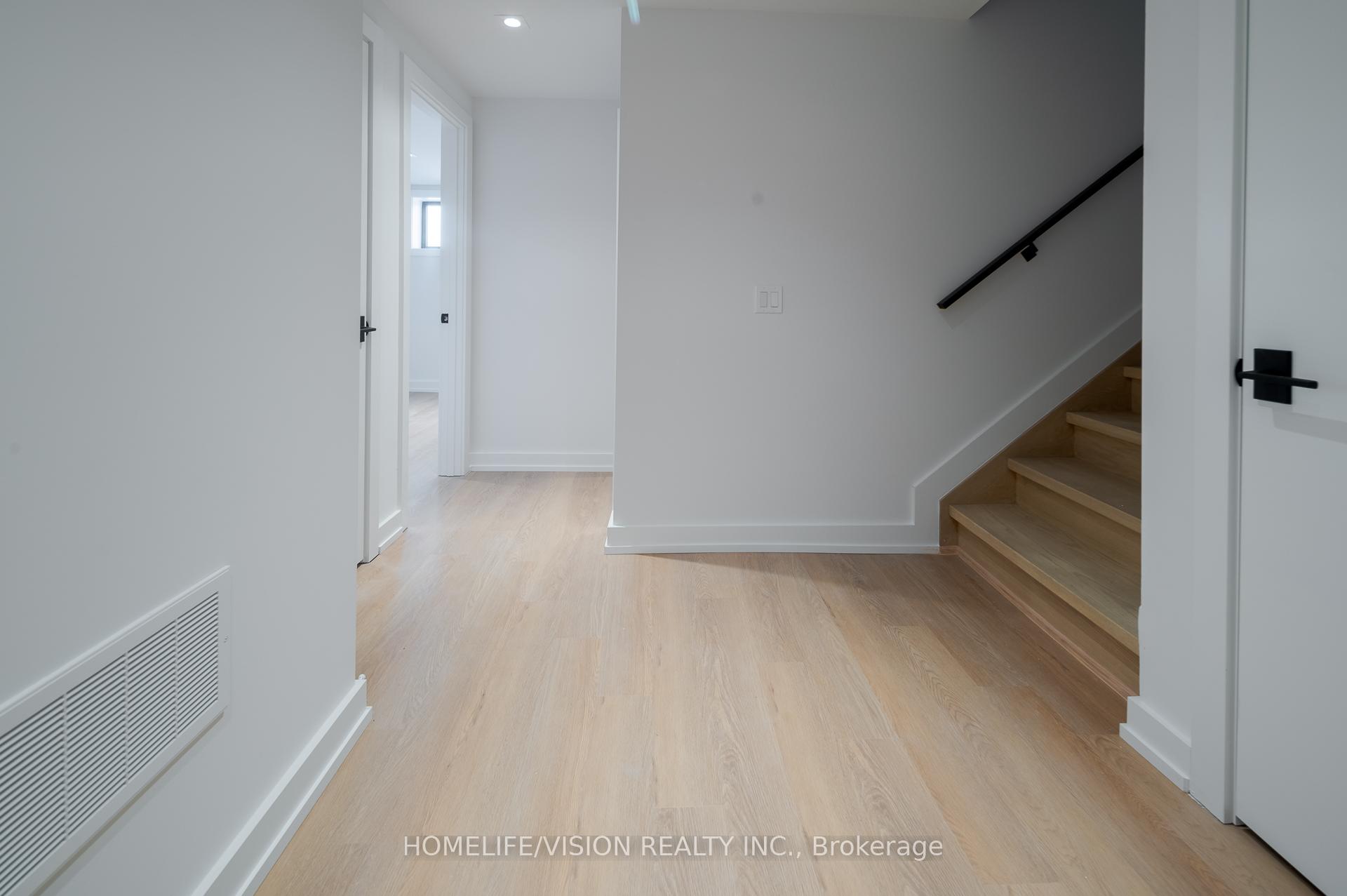 Photo 35 of 44 Doris Drive, Toronto, O'Connor-Parkview — HOMEH