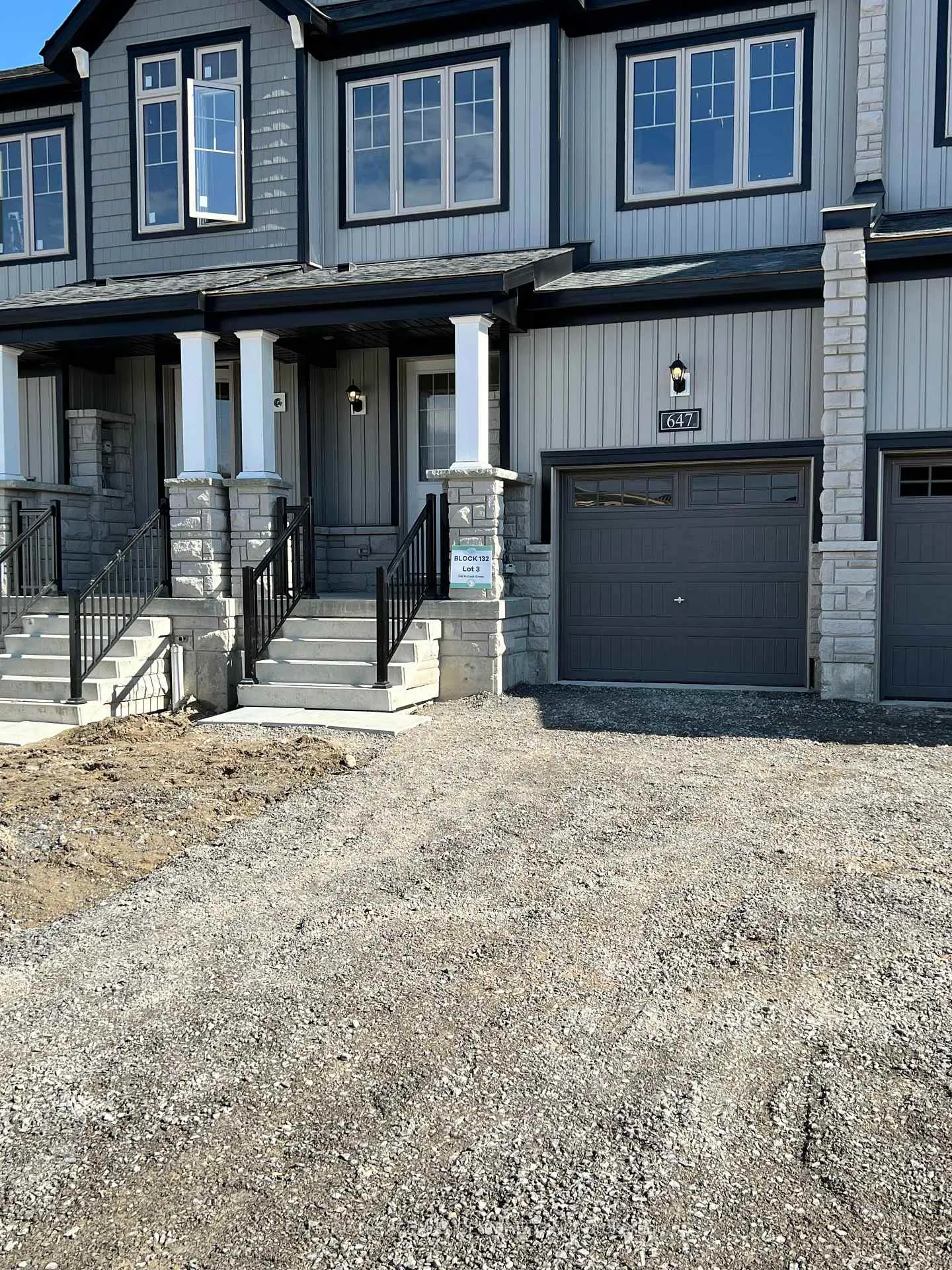 Photo 4 of 647 Pollock Grove, Peterborough, Monaghan Ward 2 — HOMEH