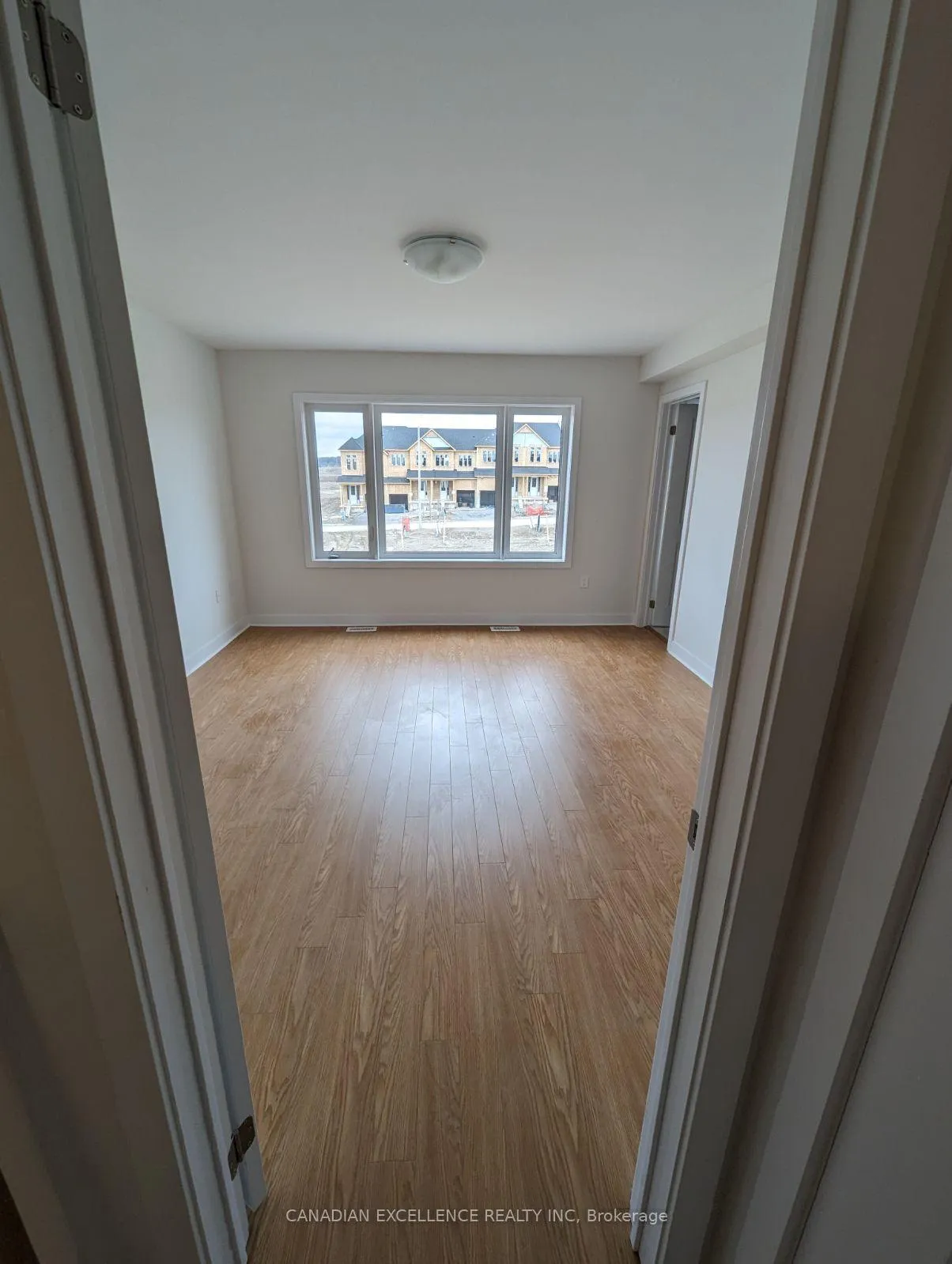 Photo 17 of 647 Pollock Grove, Peterborough, Monaghan Ward 2 — HOMEH