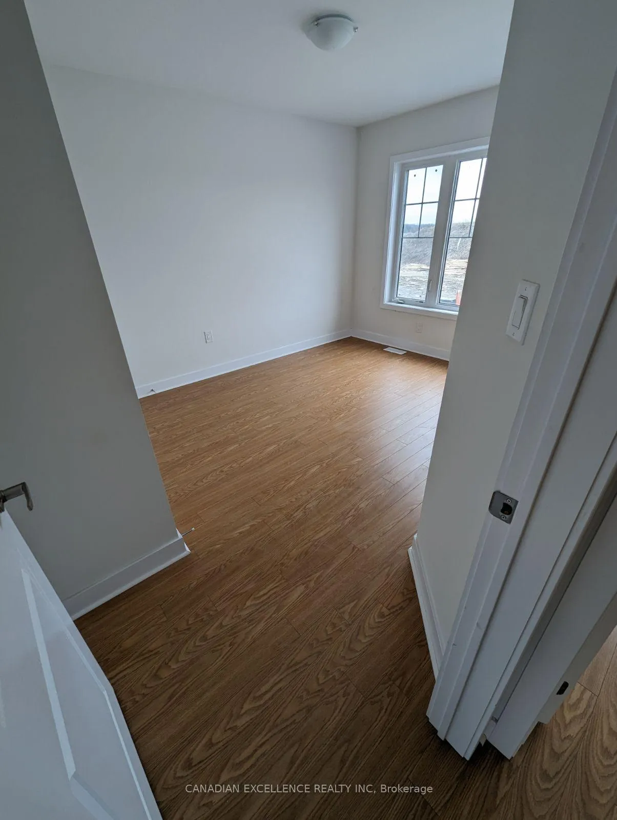 Photo 18 of 647 Pollock Grove, Peterborough, Monaghan Ward 2 — HOMEH