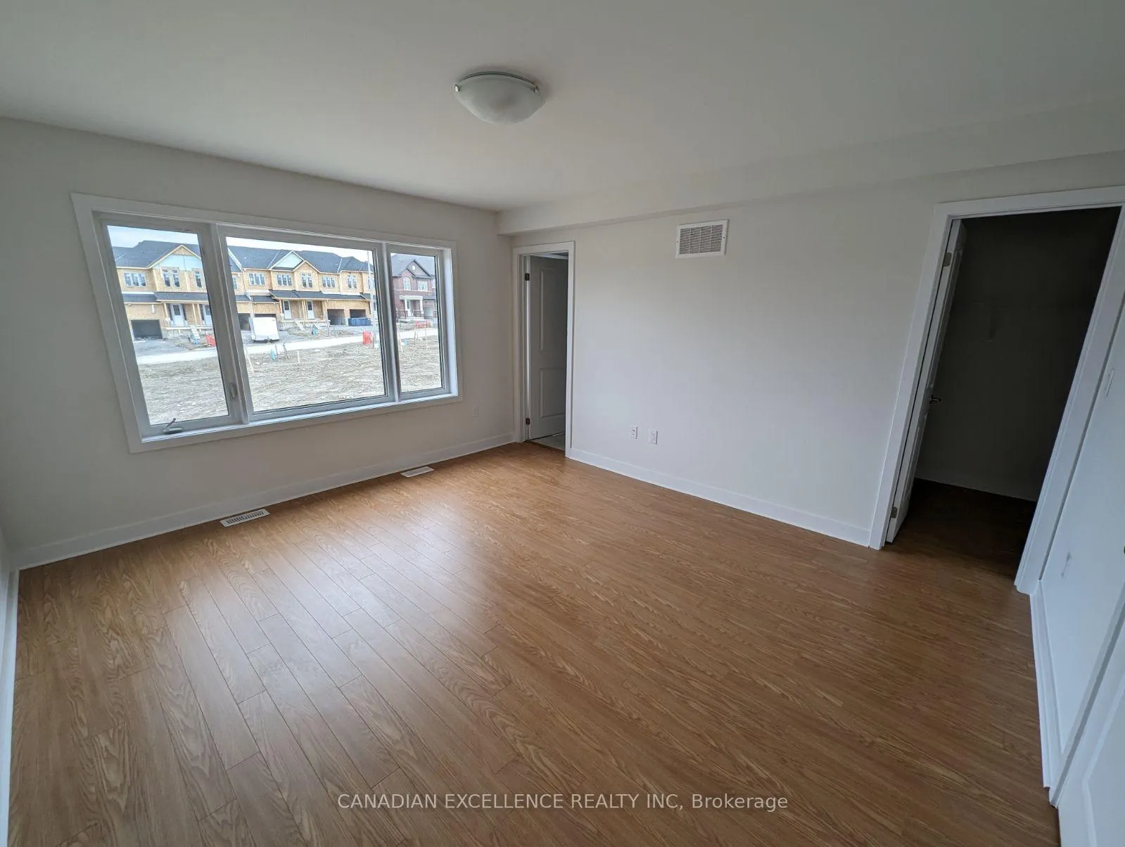 Photo 20 of 647 Pollock Grove, Peterborough, Monaghan Ward 2 — HOMEH
