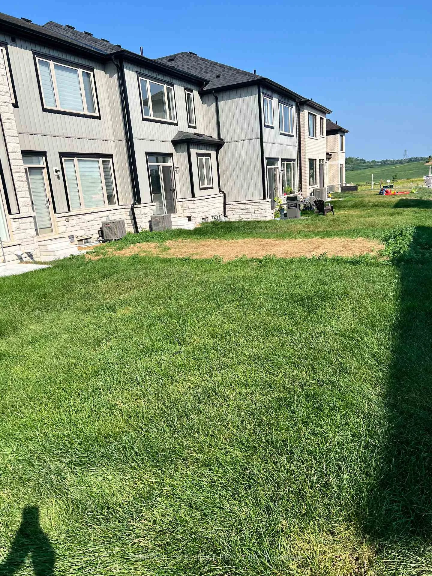 Photo 32 of 647 Pollock Grove, Peterborough, Monaghan Ward 2 — HOMEH