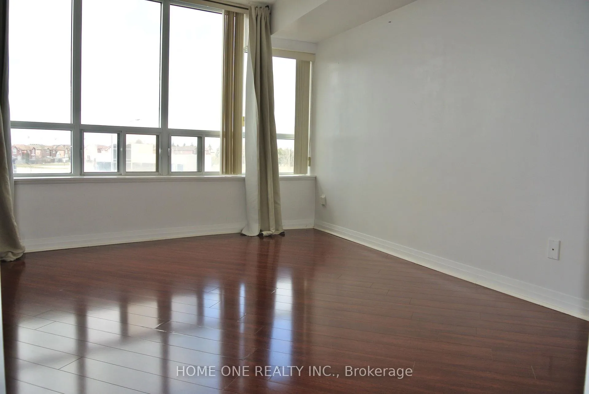 Photo 12 of Unit 315, 7363 Kennedy Road, Markham, Milliken Mills East — HOMEH