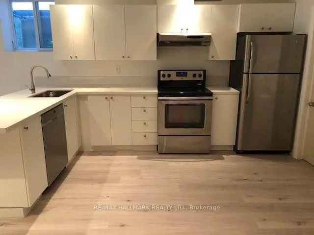 Photo 4 of Unit Basement, 130 Ashdale Avenue, Toronto, Greenwood-Coxwell — HOMEH