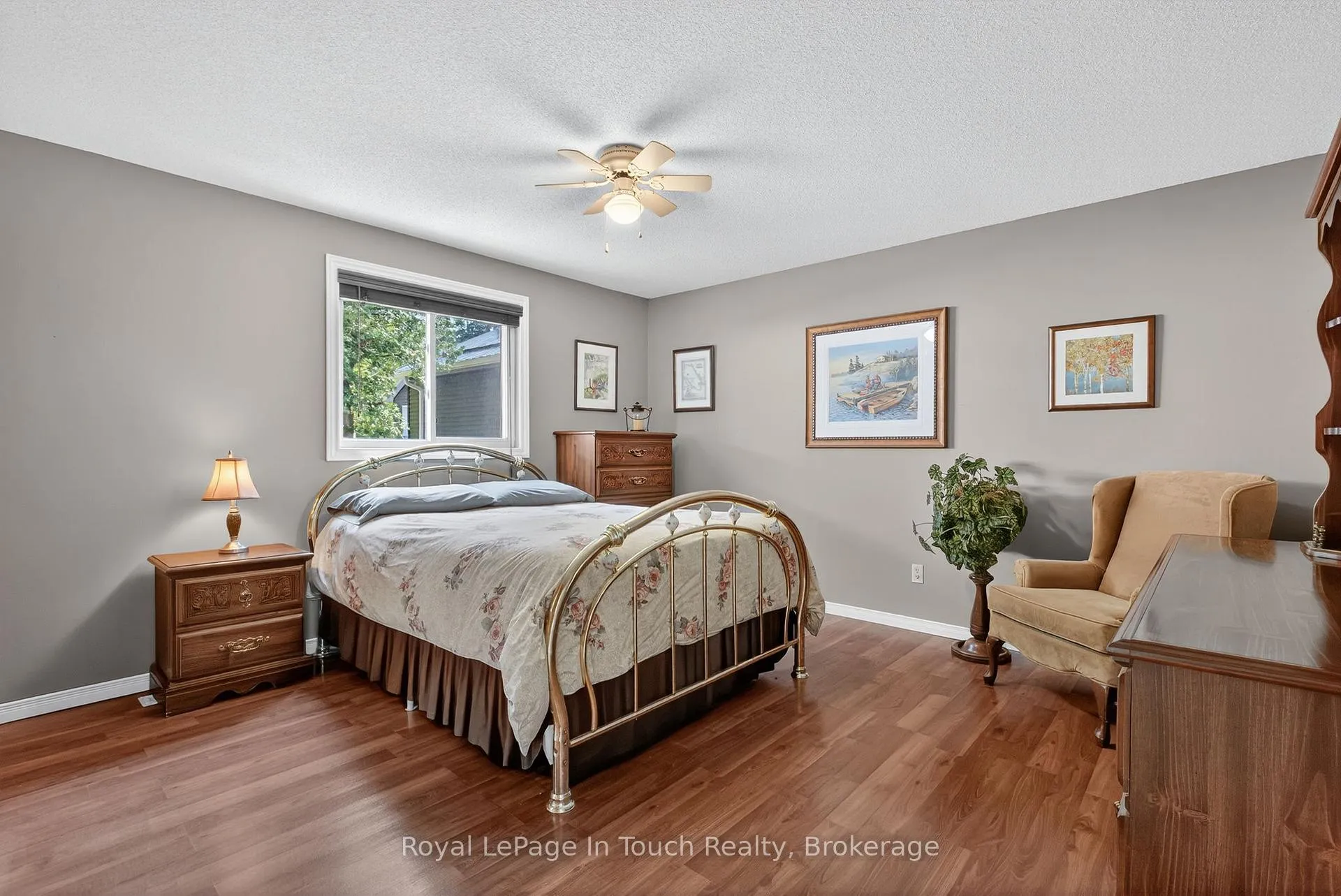 Photo 15 of 2519 Champlain Road, Tiny, Rural Tiny — HOMEH