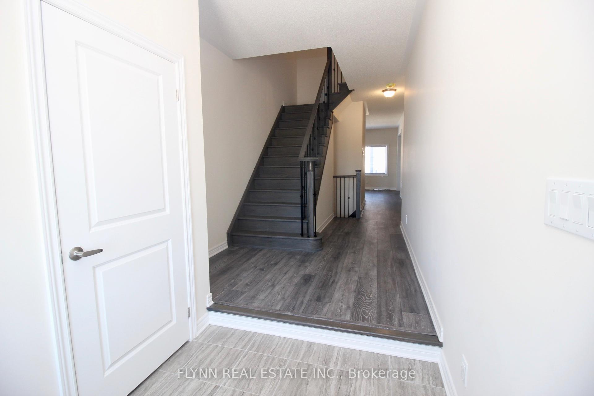 Photo 2 of 74 Harmony Way, Thorold, Rolling Meadows — HOMEH