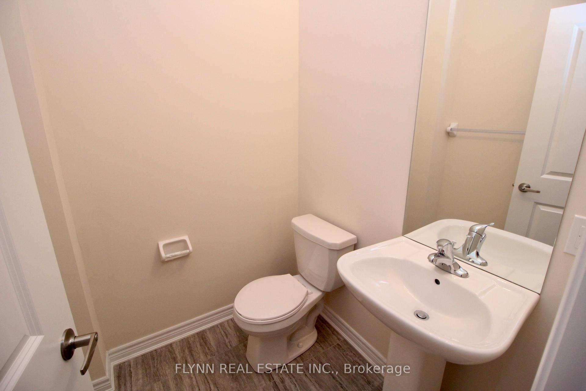 Photo 10 of 74 Harmony Way, Thorold, Rolling Meadows — HOMEH