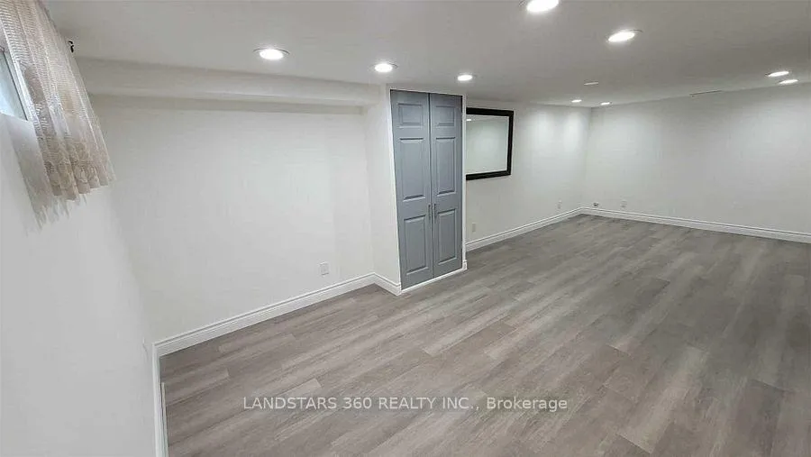 Photo 20 of 10 Warvet Crescent, Toronto, O'Connor-Parkview — HOMEH