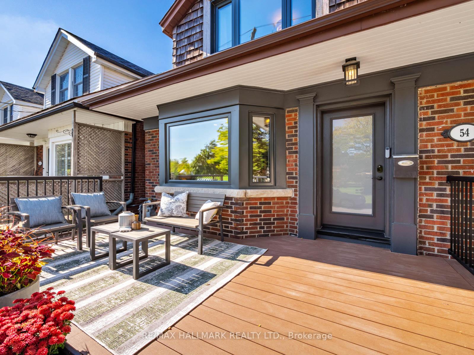 Photo 43 of 54 Avonlea Boulevard, Toronto, Crescent Town — HOMEH